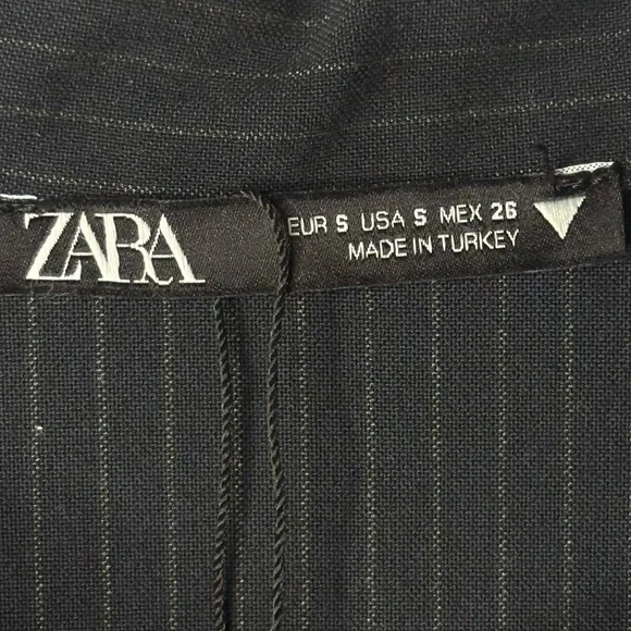 Zara Black Pinstriped Short Jumpsuit Romper Business Casual - Picture 7 of 7